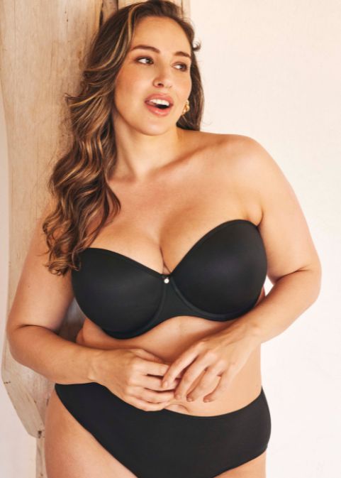 Marque de lingerie grande taille Elomi en boutique à Paris, Ile de France